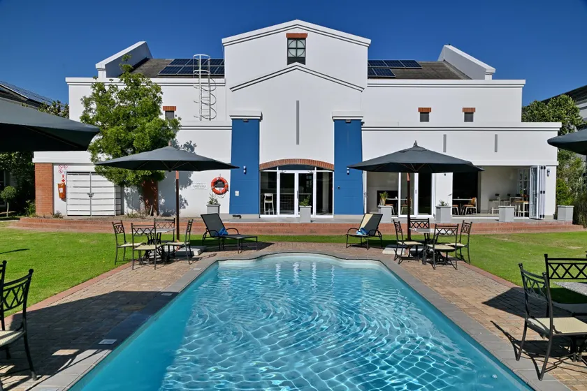 Town Lodge George - Image 1