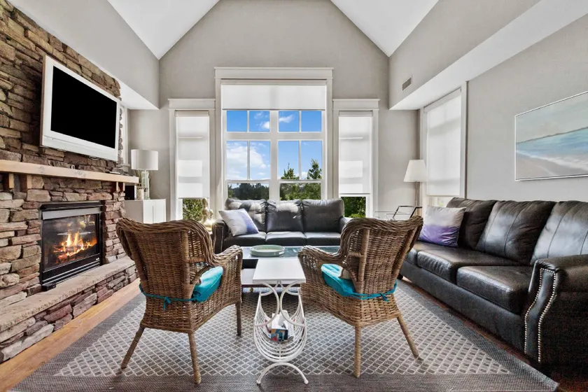 Rivergrass Condos - Image 1