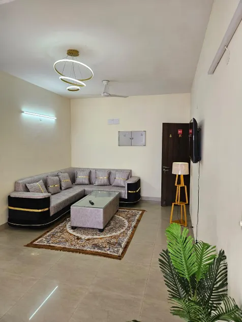E Globe|2BR Retreat|Near Taj Mahal Agra |Homeyhuts - Image 1