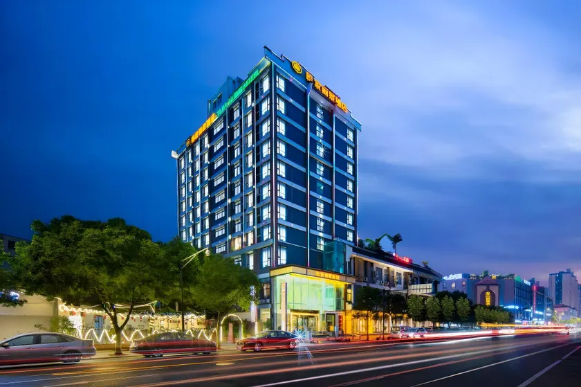 Yijia Lijing Hotel (Chengdu Wenjiang University town store) - Image 1