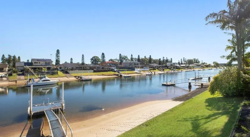 31 Cornwallis Close - Image 1