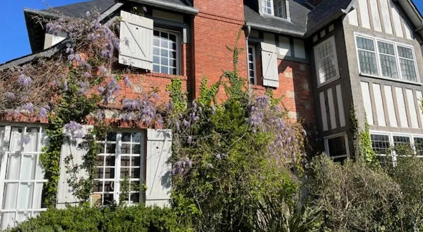 Chambres d'Hôtes & SPA Le Chat Chez Qui j'Habite - Image 1
