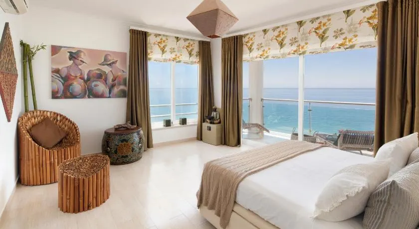 CALI Deluxe Holidays, Sesimbra - Image 1