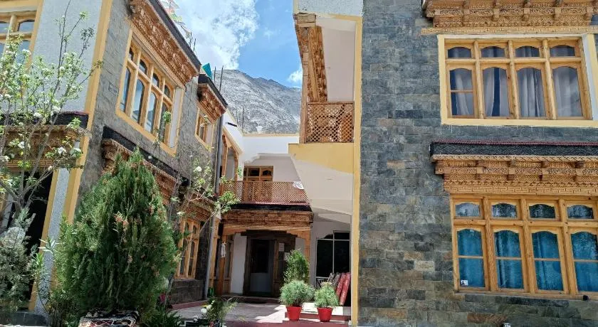 Himalayan Regal House - Image 1