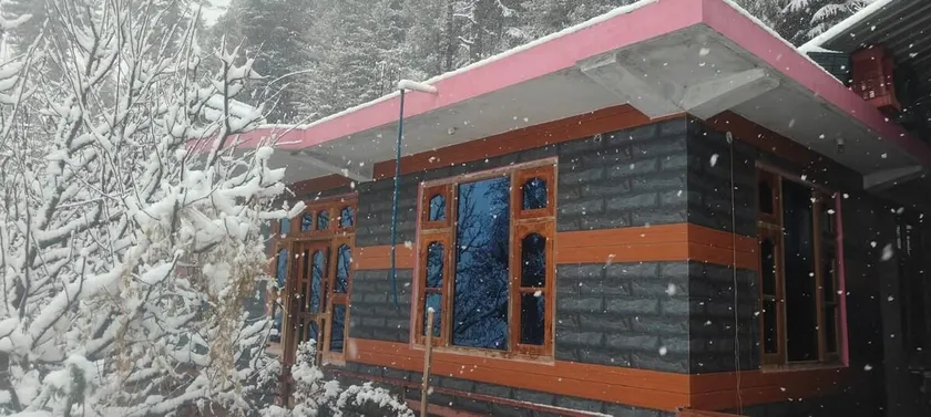 Serene & Peaceful homestay near Prashar lake,Mandi - Image 1