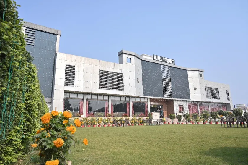 Hotel Trimurti - Image 1