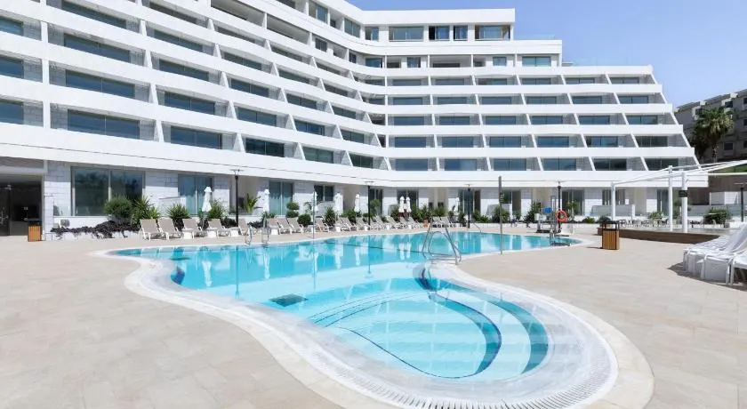 AKOYA HOTEL - Image 1