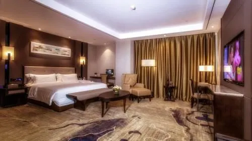 Nanning YongGuiWanYi Hotel (Beihu South Road Subway Station) - Image 1