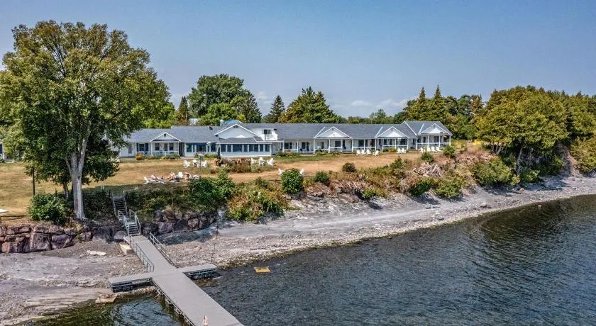 Shore Acres Inn and Restaurant - Image 1