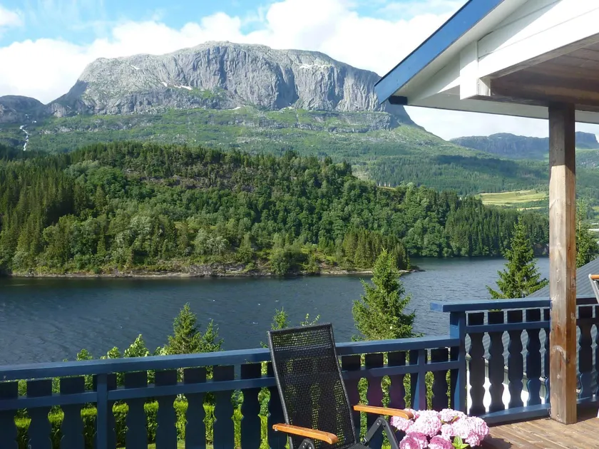 10 person holiday home in Bygstad-By Traum - Image 1