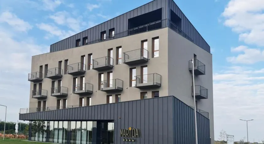 Marida Hotel - Image 1