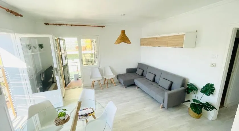 Precioso y exclusivo piso en centro de Tarragona - Image 1