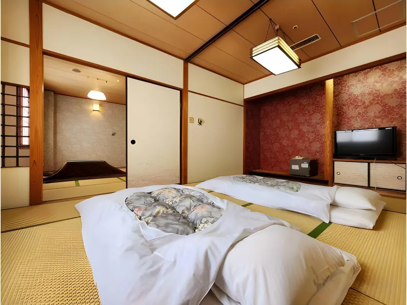 Oganeonsen Grand Hotel - Image 1