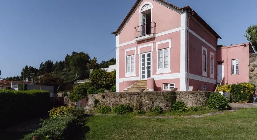 Villa with private pool and garden by Go2oporto - Image 1