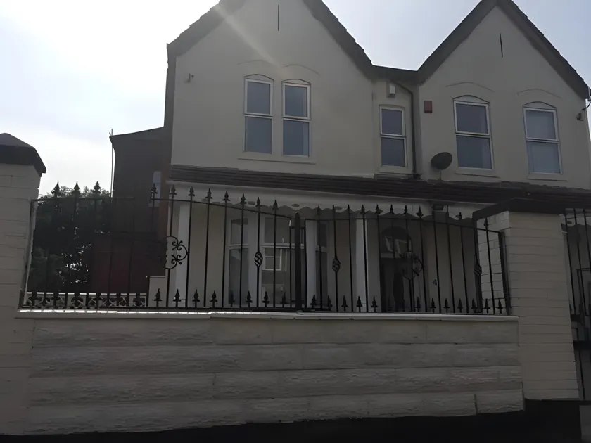 Vicarage Lodge Birmingham - Image 1