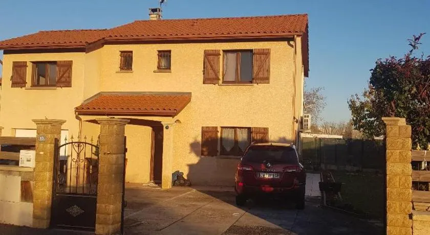 Grande maison à Vaulx en Velin Carré de Soie - Image 1