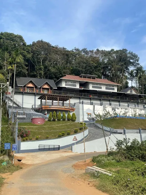 Rayan International Resort - Image 1