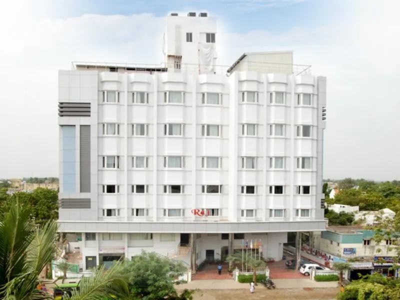 Hotel Raj - Image 1