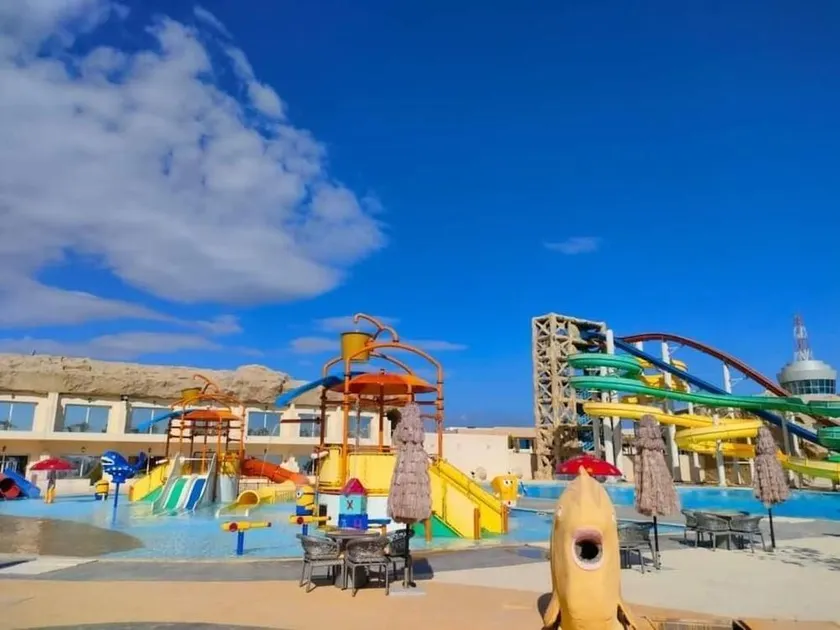 Porto Elsokna Caribian Aqua Park - Image 1