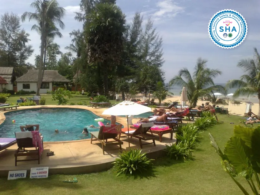 Gooddays Lanta Beach Resort SHA - Image 1