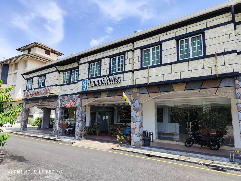 Ritz Suites - Image 1