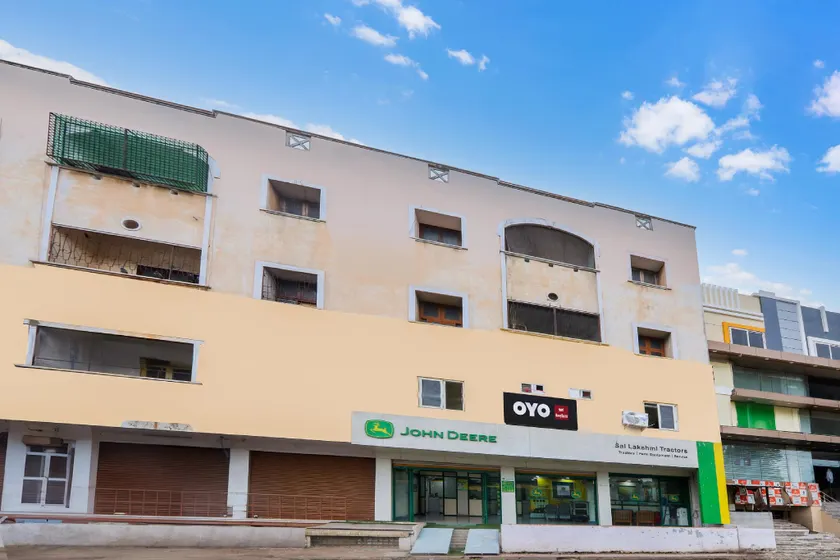 Hotel O Honey Rooms - Image 1