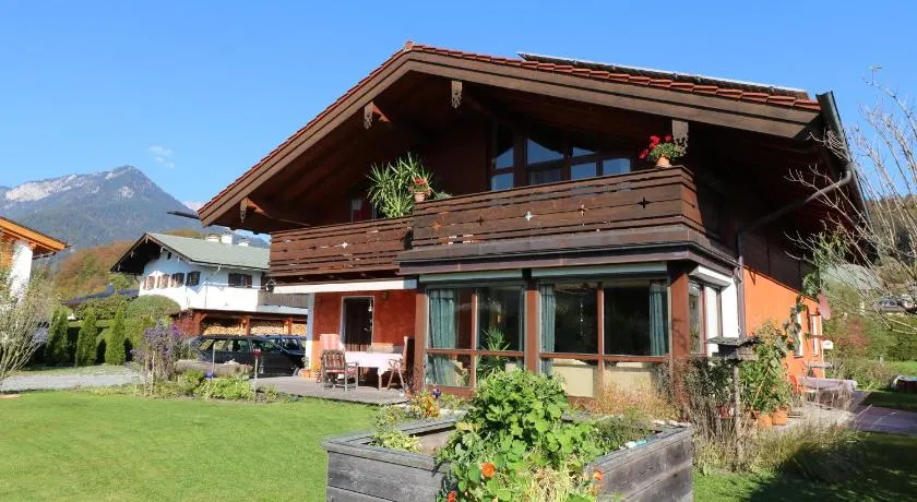 Haus Rosenrot - Image 1