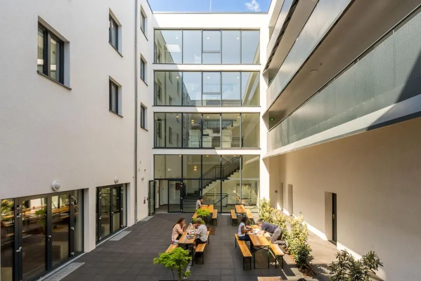 AR City Hotel Berlin - Image 1