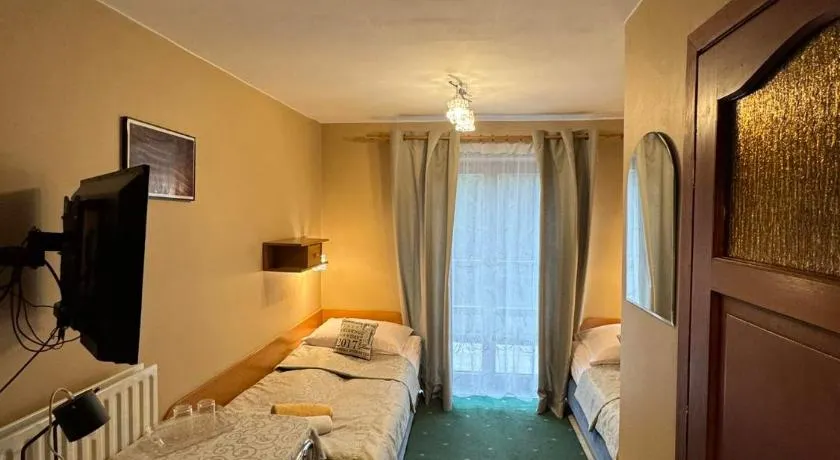Galant Hotel - Image 1