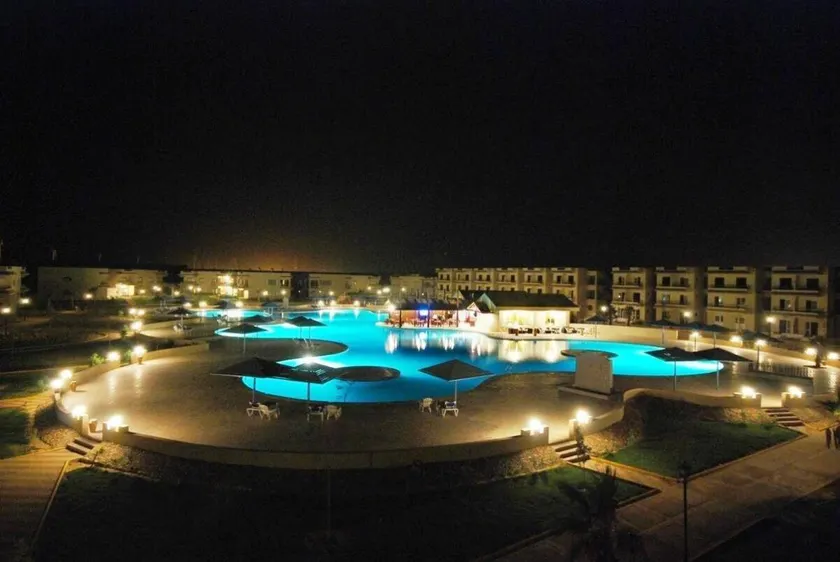Regina Resort El Sokhna  - Image 1