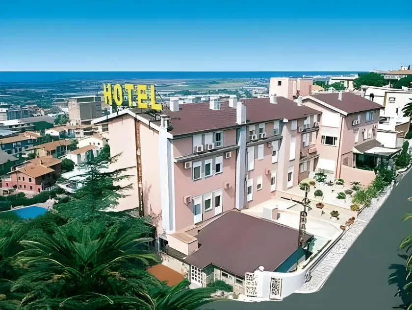Hotel Tarconte - Image 1