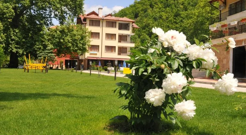 Family Hotel Delta - Image 1