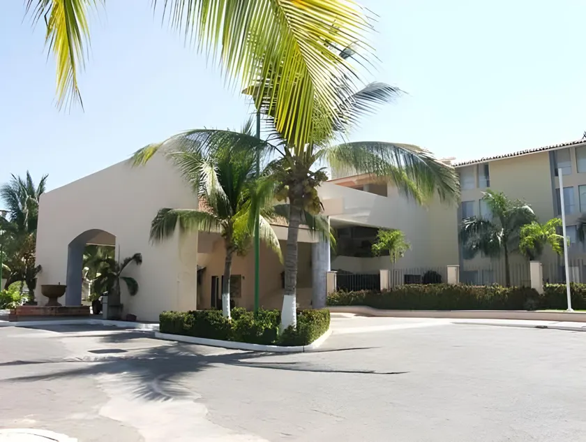 Posada Real Ixtapa - Image 1
