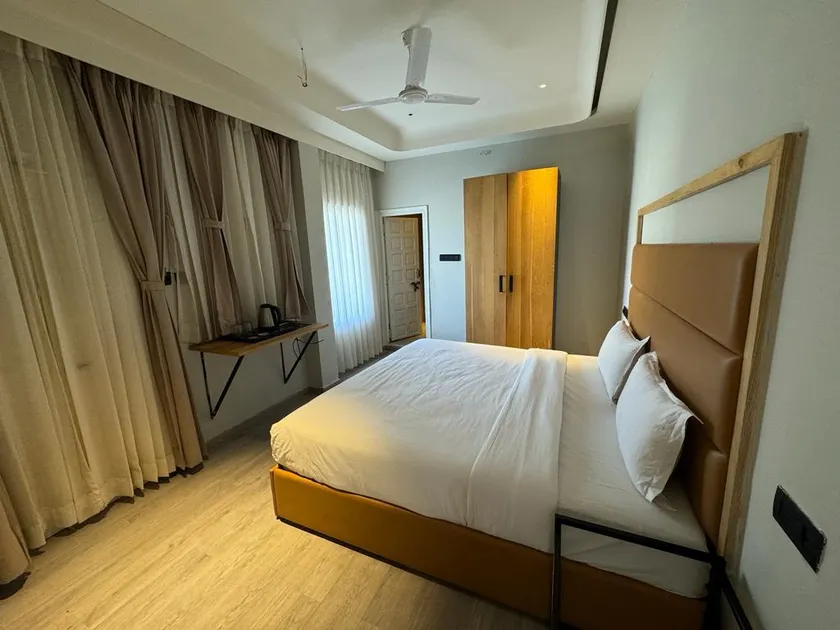 DownTown Bed And Breakfast - Image 1
