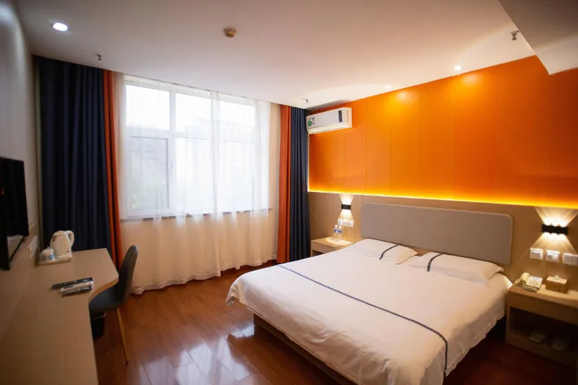 Eaka 365 Chain Hotel (Jingguangyuan Road Branch) - Image 1