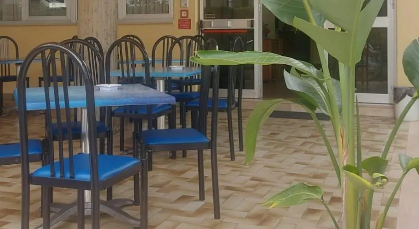 Hotel Holiday Garnì - Pet Friendly - Image 1
