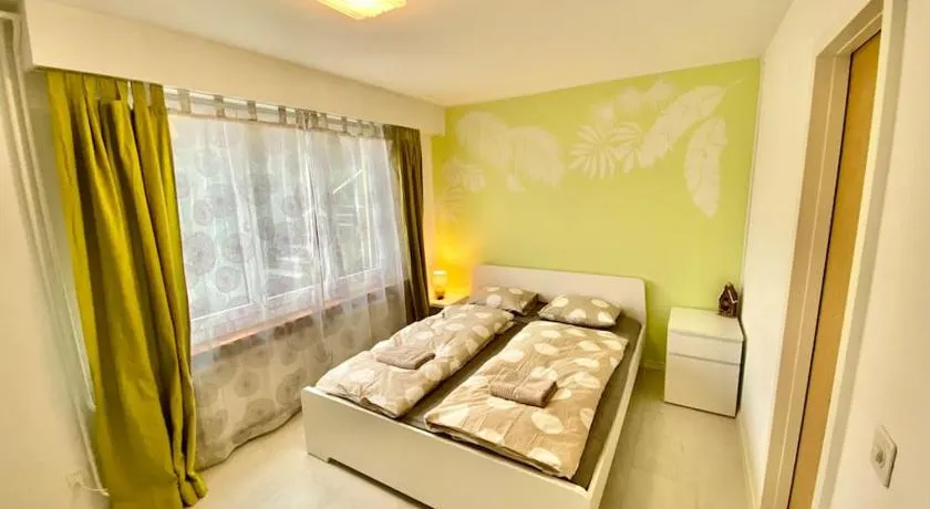 Green Sun - a cozy apartment close to the airport - Image 1