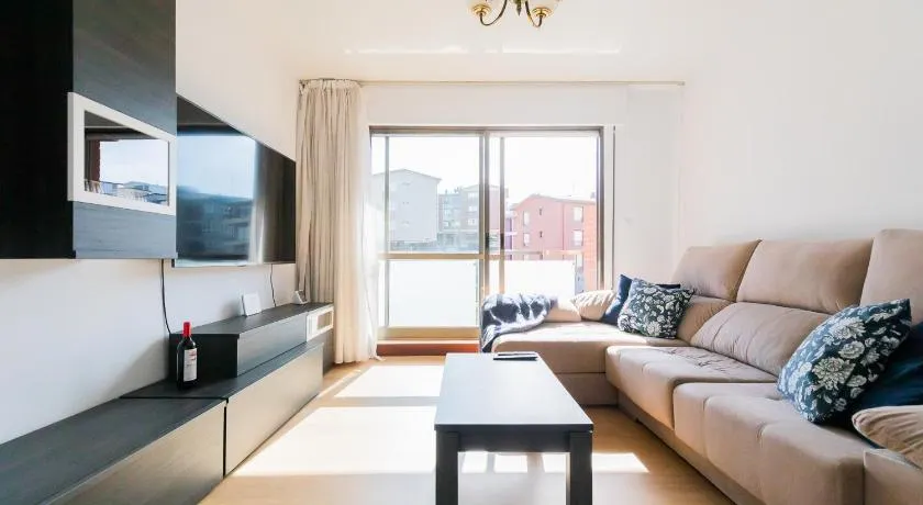 Sopelana beach apartment by Next Stop Bilbao - Image 1