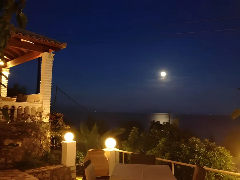 Stefanosplace ApartHotel Sea View - Image 1