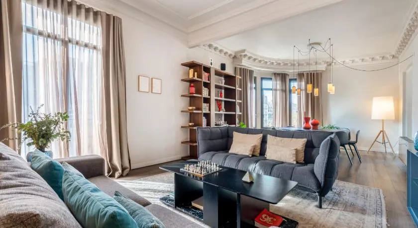 Casagrand Luxury Apartments Barcelona - Image 1