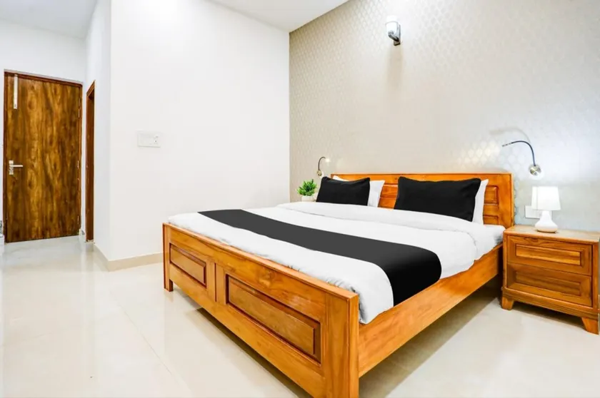 The Grand Blue Hotel - Image 1