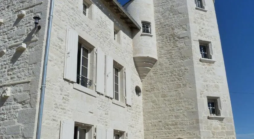 Logis de Pierre Levée - Image 1