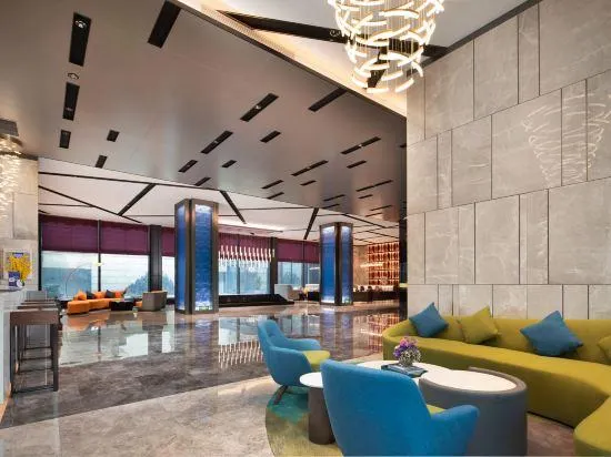 Hampton by Hilton Nantong Railway Station - Image 1