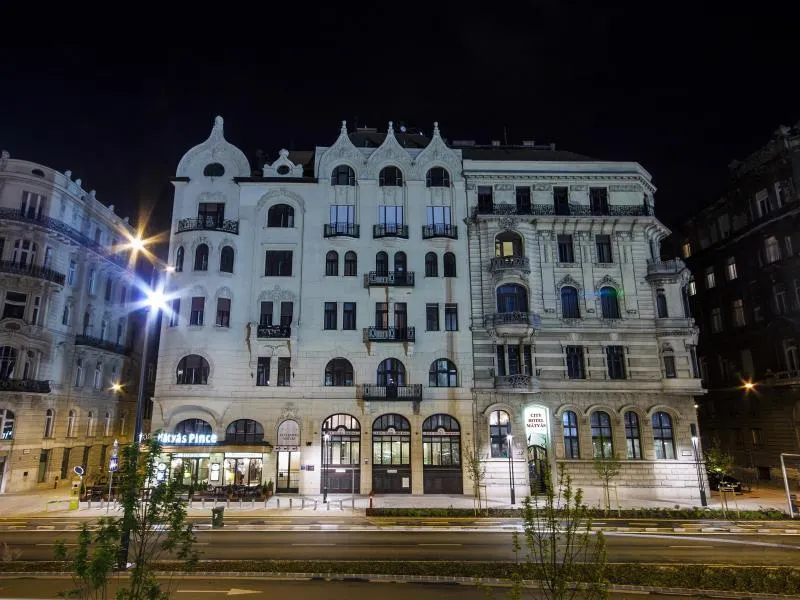 City Hotel Matyas - Image 1