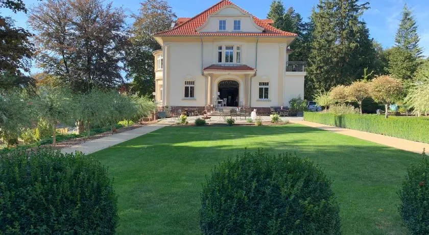 Residenz im Park - Image 1
