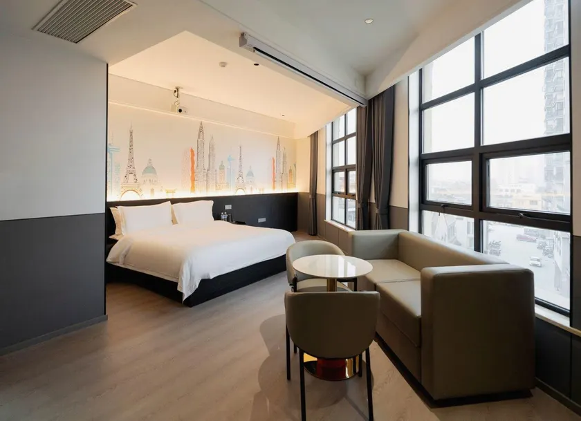 Ouhua Hotel - Image 1