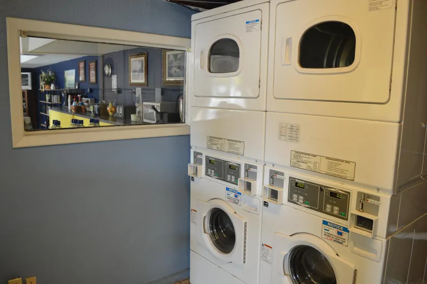 Americas Best Value Inn Sheridan - Image 1