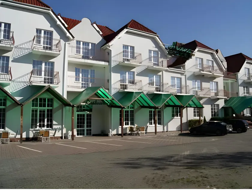 Hotel Helena - Image 1