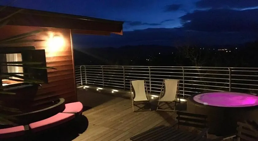 Suite Nid d'Amour et Spa privatif - Image 1