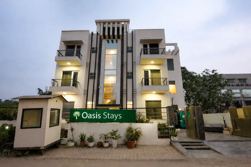 Oasis Stays - Image 1